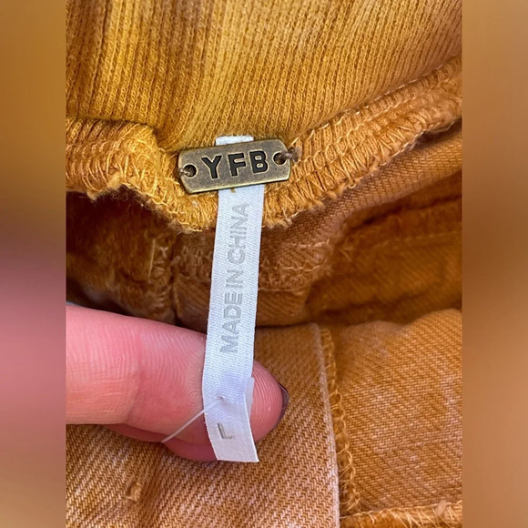 NWT YFB Pants Gold Acid Wash ButtonFly Elastic Waistband high rise pants size L - Picture 9 of 12